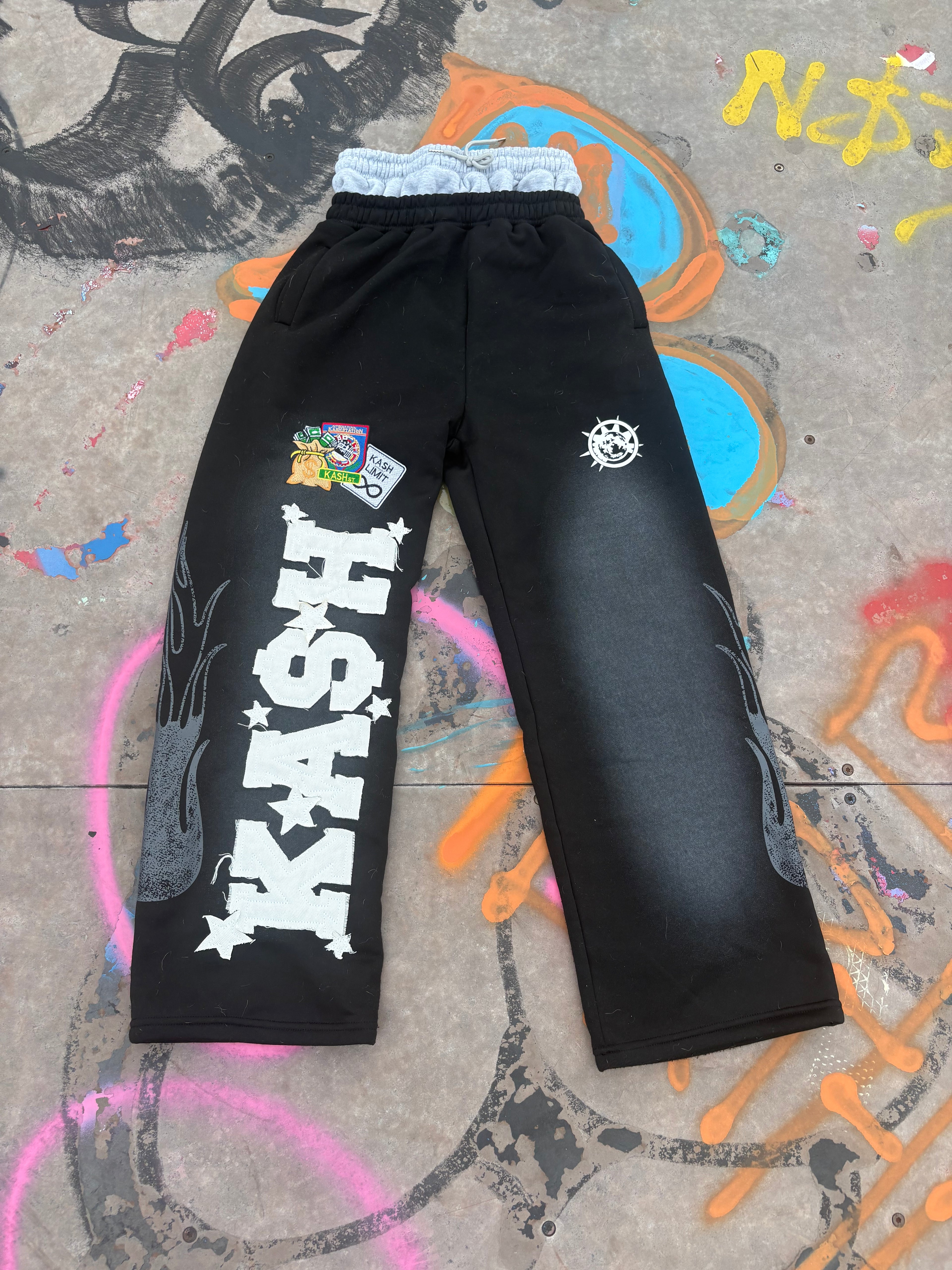 Skye “KASH” Sweatpants (BLACK/PINK)