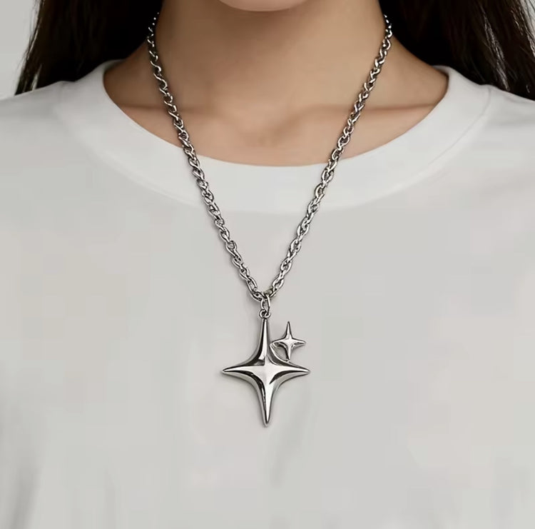 SKYE STAR CHAIN